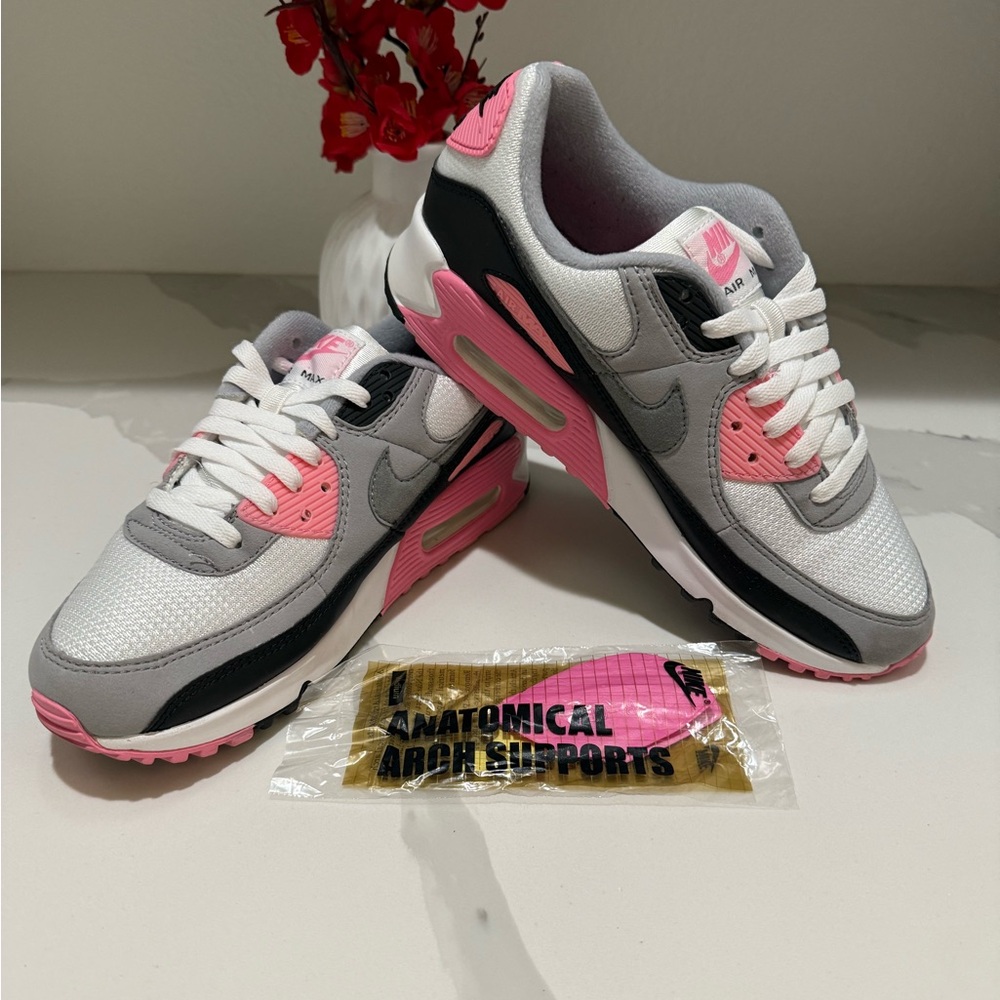 Nike Air Max 90 Wht/Particle Grey/Rose - W9.5